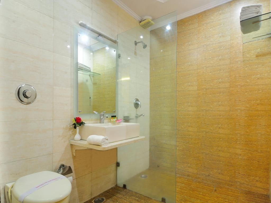 Hotel Hotel Sky Rich International - Just A Min Walk From Karol Bagh Metro Station