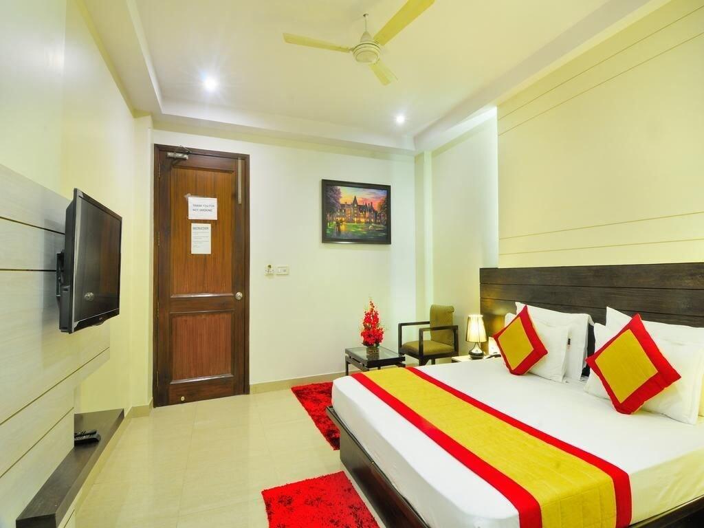 Hotel Sky Rich International - Just A Min Walk From Karol Bagh Metro Station 4*